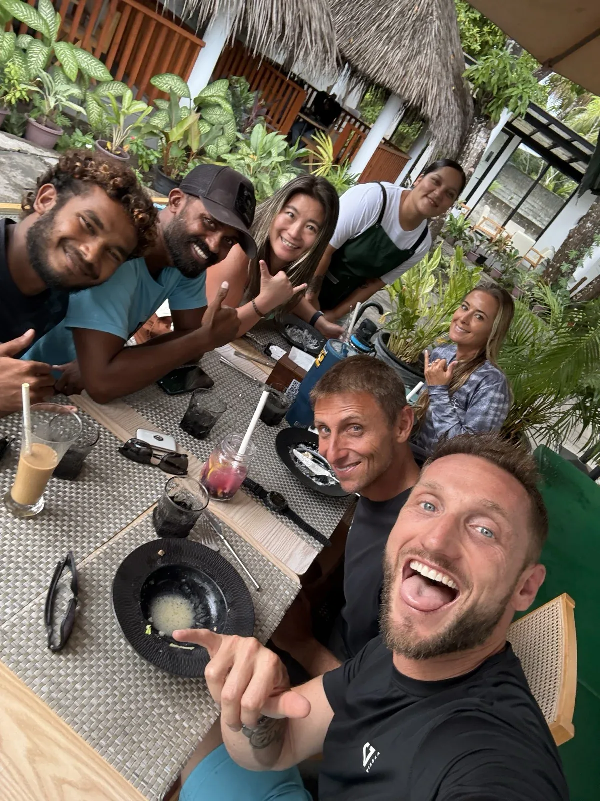Dinner with the crew | Sober travel dinner with the dive crew in Fuvahmulah Maldives, community and connection, Nomadic Addictt.